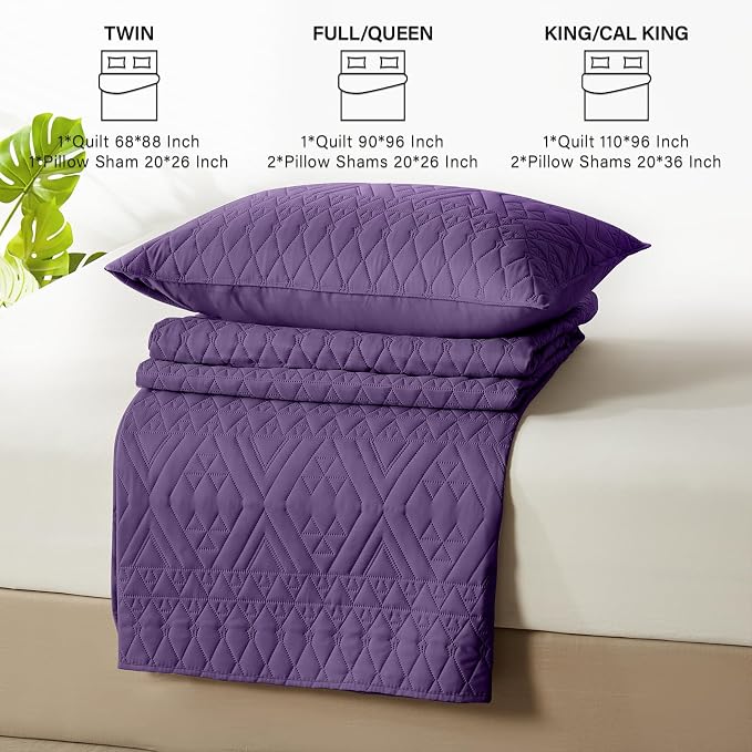 akkialla Full/Queen Quilt Set, Purple Lightweight Microfiber Bedspread Coverlet, Boho Geometric Pattern, Soft All-Season Bedding, 3-Piece (1 Quilt, 2 Pillow Shams)