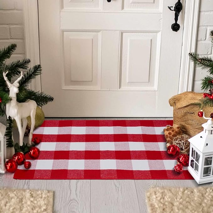 Christmas Buffalo Plaid Rug 27.5x43 in, Red White Indoor Outdoor Rug | Cotton Blend, Red and White Checkered, Machine Washable, Layering Rug, Porch Entryway Decor
