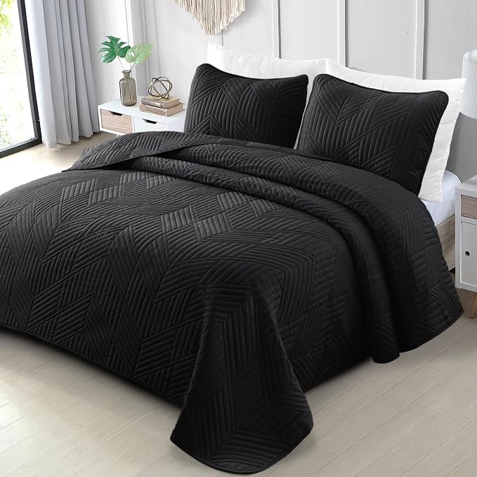 Exclusivo Mezcla Ultrasonic King Quilt Bedding Set, Black | Lightweight Bedspreads, Soft Microfiber, Modern Geometric Coverlet, All Season Bed Cover, 1 Quilt and 2 Pillow Shams