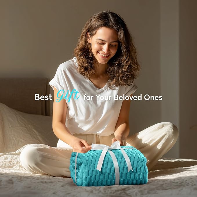 BEDELITE Teal Throw Blanket for Couch, Soft Cozy Gifts for Women, 50 * 60 | 3D Jacquard Decorative Fleece Blanket, Super Soft Plush Throws, Cute Birthday Gift for Women & Men, Suitable for All Seasons