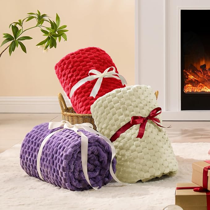 BEDELITE Almond Twin Blanket for Couch, Soft Cozy Gifts for Women, 60 * 80 | 3D Jacquard Decorative Fleece Blanket, Super Soft Plush Throws, Cute Birthday Gift for Women & Men, Suitable for All Seasons