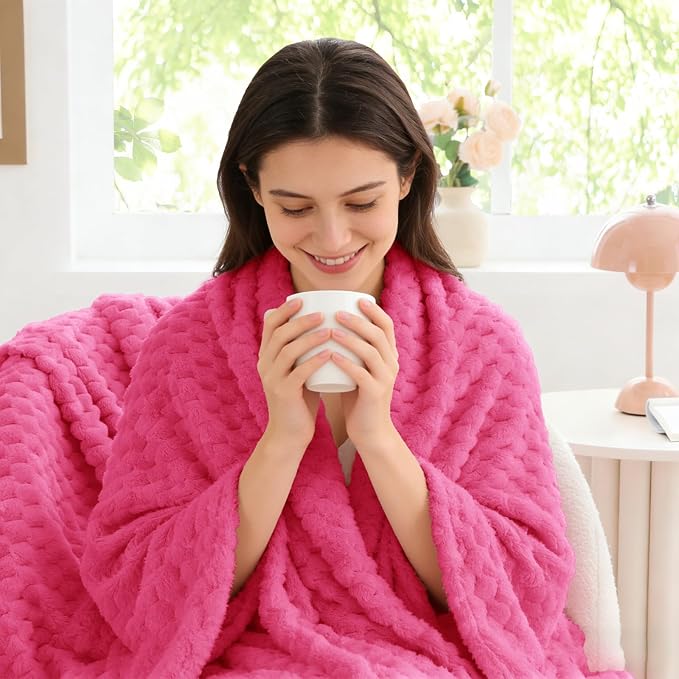 BEDELITE Hot Pink Throw Blanket for Couch, Soft Cozy Gifts for Women, 50*60 | 3D Jacquard Decorative Fleece Blanket, Super Soft Plush Throws, Cute Birthday Gift for Women & Men, Suitable for All Seasons