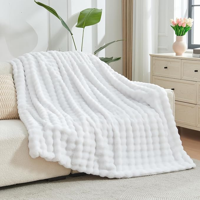 NEWCOSPLAY Faux Fur Fluffy Bubble Throw Blanket for Couch, White, 50"x60" | Soft Thick Warm Bubble Blanket for Couch Sofa Bed 550GSM, Plush Cozy Luxury Decorative Throw, Gift for Women Men