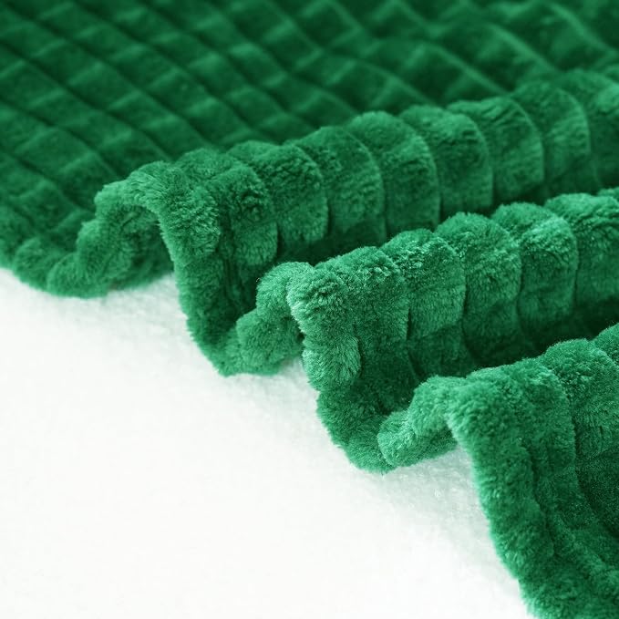 Puncuntex Throw Blanket Classic Green 60"×80" with Square Grid Design | Super Soft Plush Cozy Flannel Throw Blanket Luxury for Couch Sofa Chair