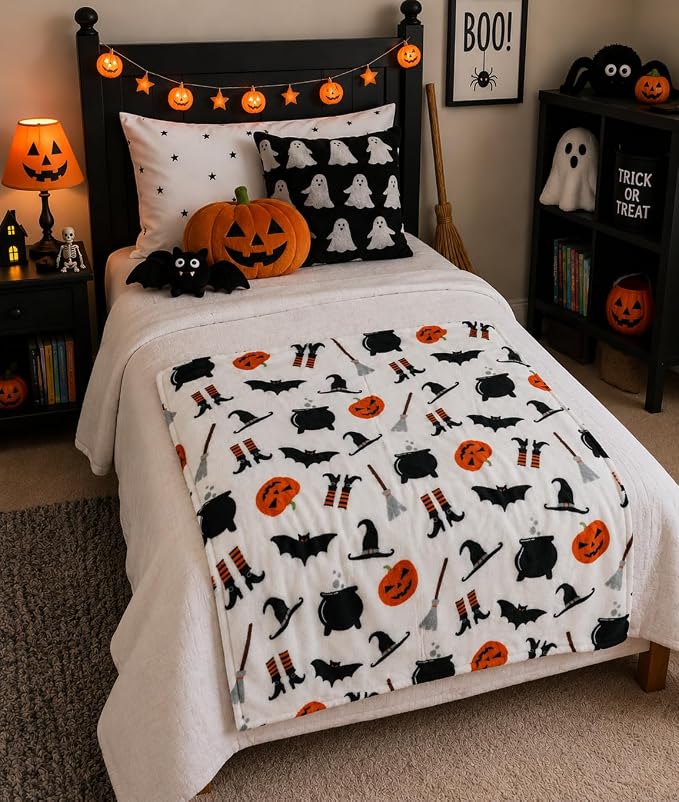 Serafina Home Halloween Cute Witch Fleece Throw Blanket, Jack O Lantern Bats, Velvet, 50x60 in
