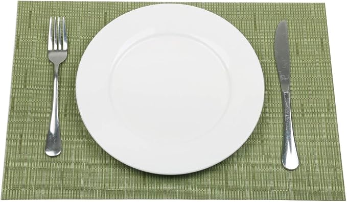 SHACOS Placemats Set of 4 Woven Vinyl Place Mats for Dining Table Wipe Clean Non Slip Table Mats (4, Olive Green)