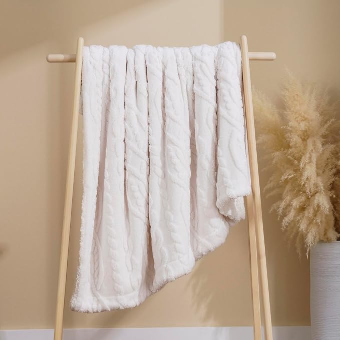 EverGrace Jacquard Reversible Sherpa Throw Blanket, 50" x 60", Bleach White | Jacquard Sherpa Throw Blanket, Super Soft, Cozy Plush Blanket, Reversible Thick Warm Throw for Bed, Sofa, Living Room