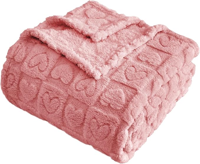 FY FIBER HOUSE Throw Blankets with Heart Checkered,Soft Warm Blankets for Lover Mom Father Gifts,Washable Lightweight Fuzzy Blanket for Couch Sofa Bed Office All Season(Pink,90"x90")