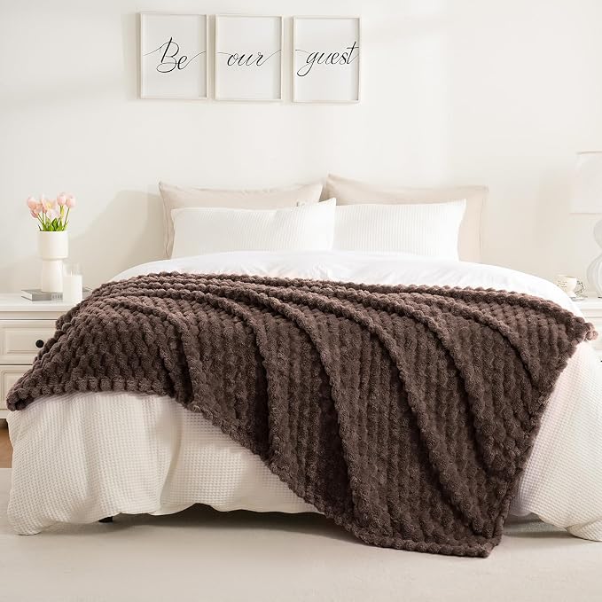 Excervent Big 3D Clouds Stylish Blanket for Kids, 40x50 Inches, Brown | Decorative Fuzzy Flannel Fleece Throw Blanket for Sofa, Super Soft Cozy Gifts for Kids & Pets, Suitable for All Seasons