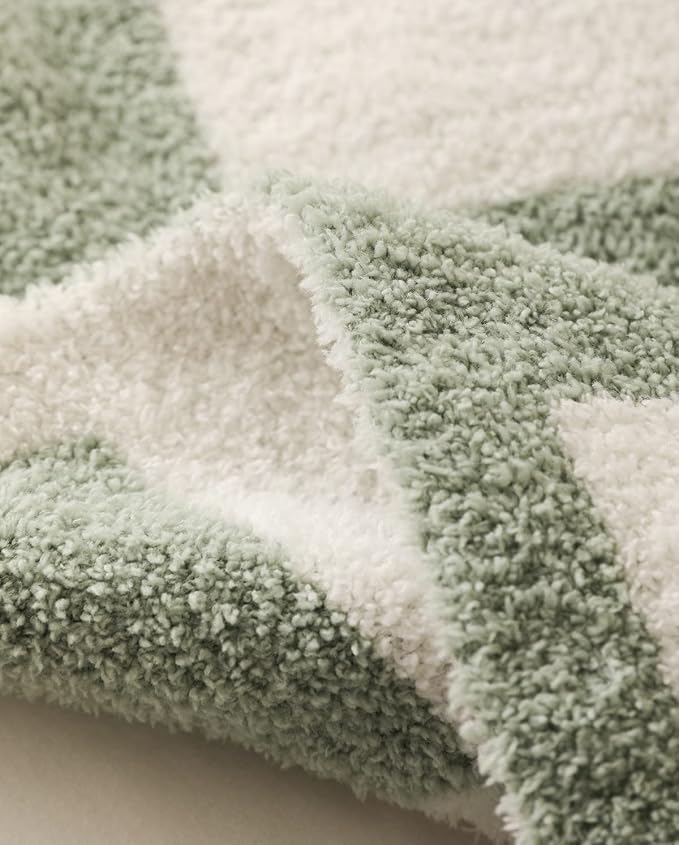 Ultra-Soft Buffalo Checkerboard Grid Fluffy Microfiber Knitted Throw Blanket Super Cozy Lightweight Checkered Bed Blanket for Sofa Couch Bed Matcha 51"X63"