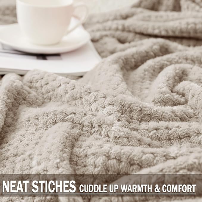 Exclusivo Mezcla Large Waffle Fleece Throw Blanket for Couch, Tan | Lightweight Soft Blanket for Sofa, Bed, Living Room, Plush Fluffy Throw for Home Decor, Travel, All Season, 50x70 Inches