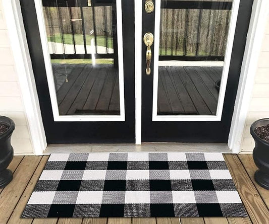 Levinis Buffalo Check Rug - Cotton Washable Porch Rugs Durable and Washable Outdoor Rugs Door Mat Hand-Woven Buffalo Plaid Rug for Outdoor/Kitchen/Bathroom/Entry Way/Bedroom, 23.6" x 35.4"