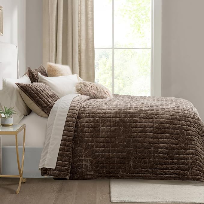 RECYCO Velvet Quilt Set, Oversized California King 118"x106", Walnut Brown | Channel Box Stitch Velvet Comforter Set, Ultra Soft Lightweight Bedspread Coverlet, All Season Bedding Set, with 2 Shams