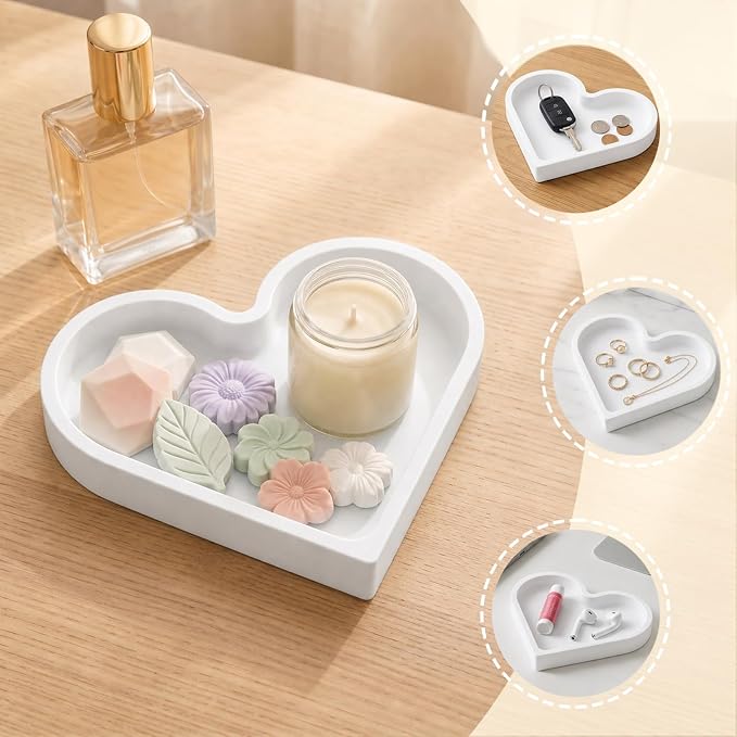 BLESWIN Cute Heart Silicone Jewelry Dish, Soft Ring Holder Tray, Small Trinket Bowl for Keys Earrings Necklace, Aesthetic Home Decoration Gift for Women Girls Mom Best Friend, White