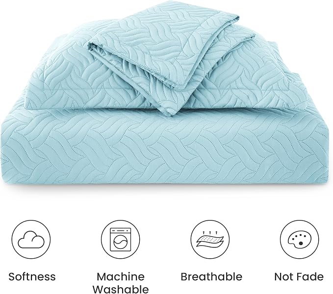 Love's cabin California King Size Quilt Bedding Set Light Blue Bedspread - Cal King Summer Lightweight Bedspread Comforter - Wave Pattern Coverlet for All Season - 3 Pieces (1 Quilt, 2 Pillow Shams)