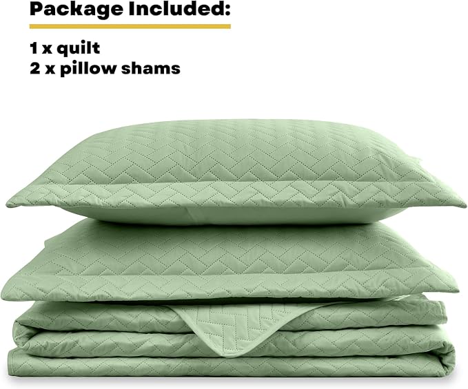 Maple&Stone Sage Green Quilt Set King Size, Lightweight Bedspread | Breathable Coverlet with Chevron Pattern, All-Season Dorm Bed Cover Set Bedding Decor 3 Piece