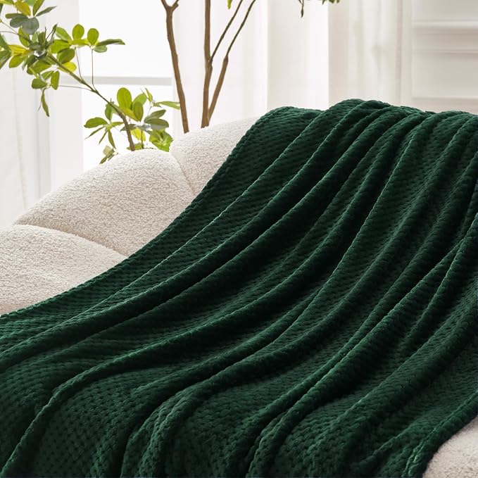 Exclusivo Mezcla Soft Waffle Fleece Bed Blanket King Size, Green | Lightweight Plush Blanket for Bed, Bedroom, Cozy Flannel with Waffle Texture, Stylish Home Decor, All Season, 104x90 Inches