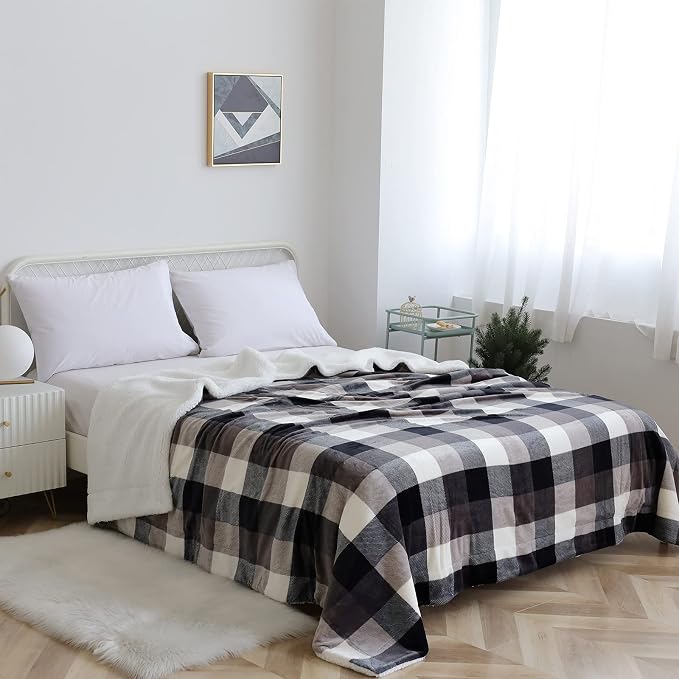 SOCHOW Buffalo Plaid Sherpa Throw Blanket, 60 x 80 inches, Black/White | Double-Sided Checkered Super Soft Luxurious Bedding Fleece Blanket