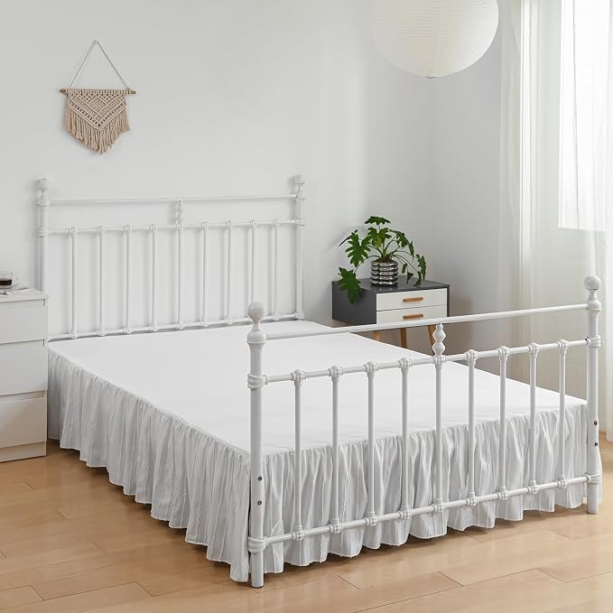 Bed Skirt King Size, Ruffled Bed Skirts 16 Inch Drop, White | Striped Boho Tufted, with Split Corners, Easy Fit King Size Beds, Wrinkle & Fade Free, for Women, Men