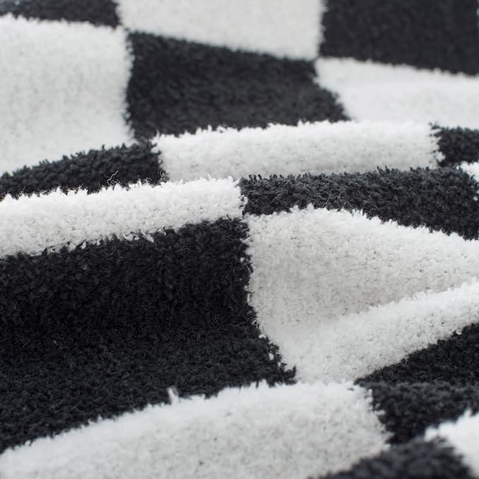 Carriediosa Checkered Throw Blanket 90x90, 400GSM Ultra Soft Microfiber | Black, Queen, Fuzzy Fluffy Cozy Plush Knitted Plaid Checker, Lightweight Cute Preppy Fall Blankets & Throws for Couch, Bed