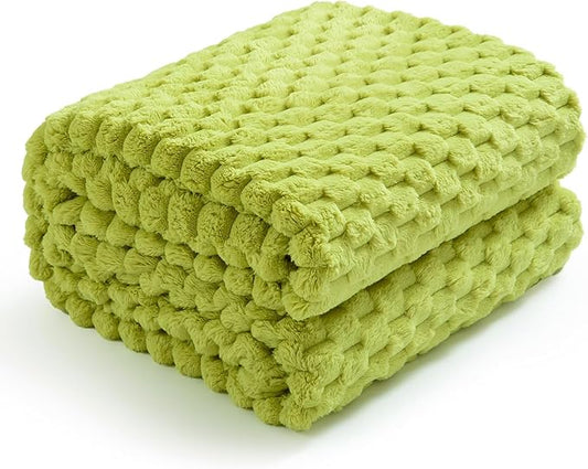 Excervent Hexagon Jacquard Throw Blanket for Bed, 50x70 Inches, Light Green | Decorative Fuzzy Flannel Fleece Throw Blanket for Sofa Bed Couch, Super Soft Cozy, Suitable for All Seasons