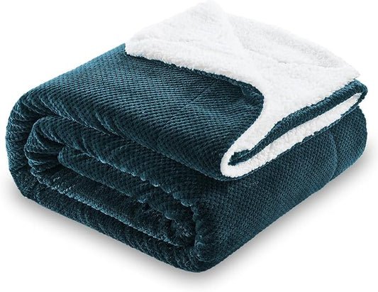 SOCHOW Waffle Sherpa Fleece Throw Blanket, Super Soft Fuzzy Warm, Lightweight Fluffy Reversible Plush Blanket for Bed Sofa Couch, 50 x 60 Inches Blue Coral