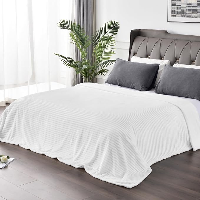 BEDELITE 3D Ribbed Jacquard White Blankets Queen Size for Bed, 90x90 Inch | Soft Warm Decorative Fluffy Blanket, Cozy Fuzzy Lightweight Plush Fleece Throw Blankets for Bed, Room Decor, Gift for Women