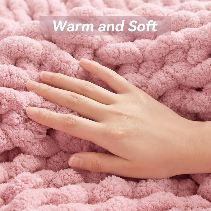 Negwoo Chunky Knit Throw Blanket, Knitted Throw Chenille Yarn, 30"*40" | Soft Thick Cable Knitted Blankets, Handmade Big Thick Blanket, Machine Washable Cute Comfy Blanket for Home Decor, Light pink