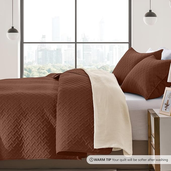 FLYMME Twin Quilt Bedding Set,Brown Lightweight Microfiber Bedspread, Modern Geometric Weave Stripe Pattern, Soft Summer & All-Season Bed Coverlet, Includes 1 Quilt & 1 Sham