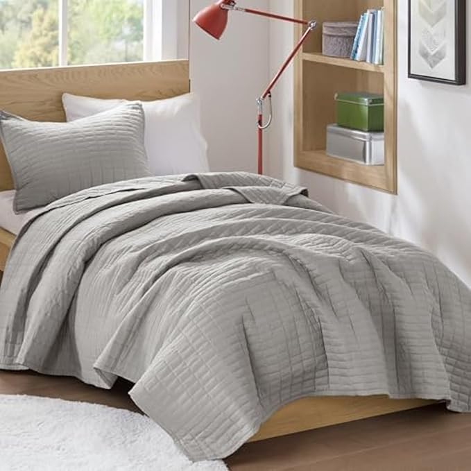 Comfort Spaces Kienna Twin Quilt Bedding Set 2 Piece, 66"x 90" Grey | Soft Cozy Lightweight Summer Twin XL Coverlet for College Dorm, Quilted Extra Layer, Modern Casual Bedroom Decor, OEKO-TEX