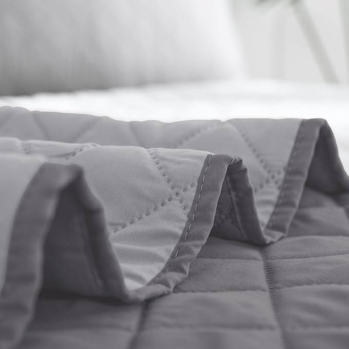 Easy-Going Reversible Quilt Set California King, Bedspread with 2 Shams | Gray/Light Gray, Machine Washable Lightweight Microfiber Bed Comforter, 1 Quilt + 2 Pillow Shams, All-Season Coverlets