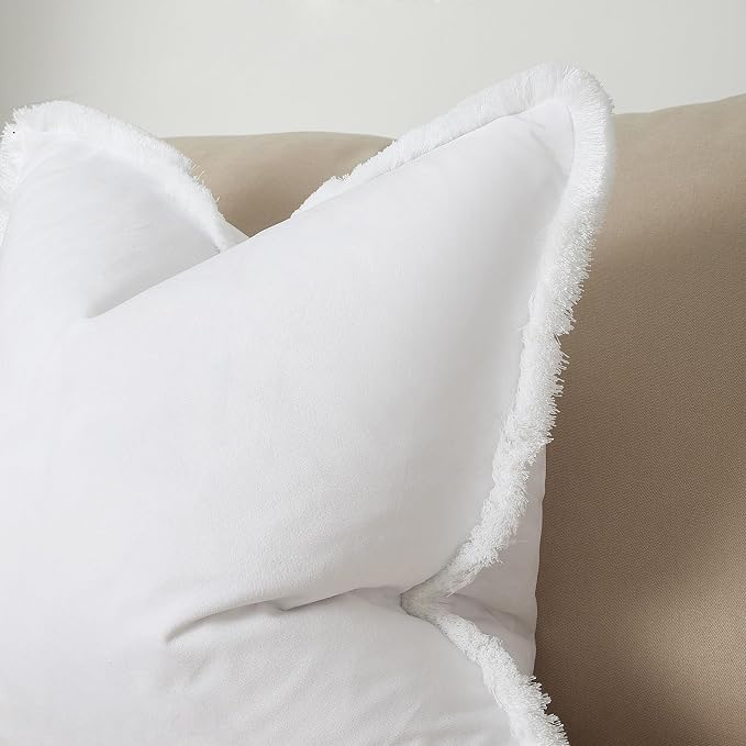 JUSPURBET White Velvet Throw Pillow Covers 18x18 Inch Set of 2 with Soft Tassel Fringe Luxury Boho Pillowcase for Sofa Couch Bed Home Decor Machine Washable