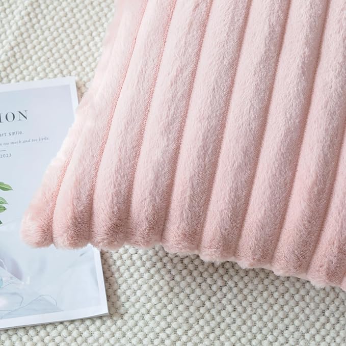Soleebee Set of 2 Throw Pillow Covers Soft Cozy Velvet Pillowcase Faux Rabbit Fur Cover for Couch Sofa Bed Chair Home Decorative Pillows Cover (20x20 Inch, Blush Pink)