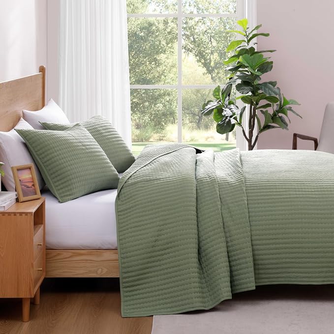 Twin Quilt-Lightweight Bedspreads Sage Green Twin Quilt Bedding Set | Soft Coverlet with Pillow Sham for All Seasons, Suitable for Bed & Couch, 2 Pieces, 66"x92"