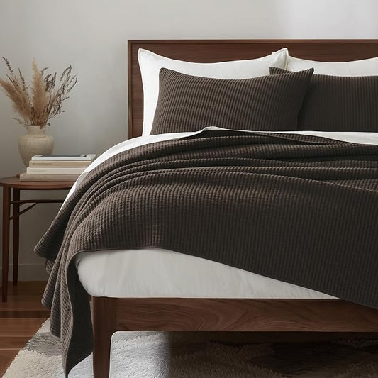 EVERGRACEHOME Cotton Ribbed Matelassé Coverlet Set, Queen Size, Dark Brown | Soft Lightweight Bedspread, 3 Pieces, Breathable Cozy Oversized Quilted Bedding Set for All Seasons, with 2 Pillow Shams