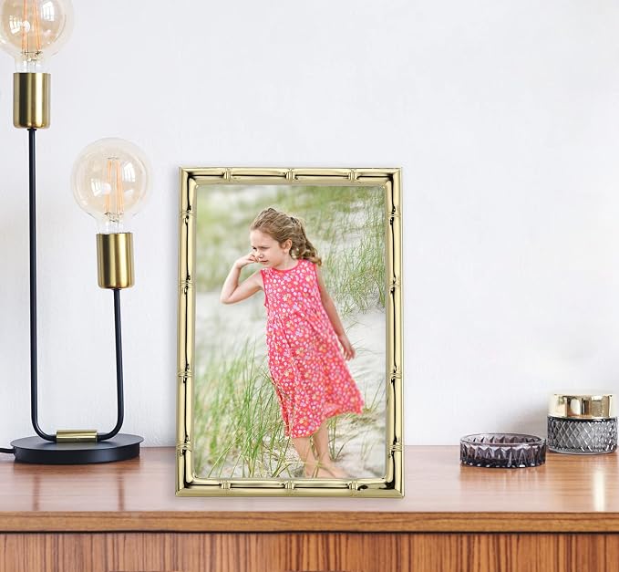 YiPinYin 4x6'' Bamboo Detail Design Gold Metal Picture Frame 2pack, Elegant gold Plated Photo Frames 4 x 6'' With Soft Touch Velvet Backing for Desktop and Wall Décor