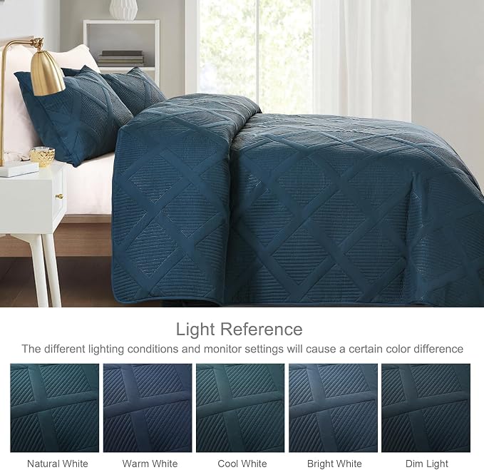 Exclusivo Mezcla California King Size Quilt, Navy Blue | Soft Bedspreads with 2 Pillow Shams, Modern Striped Pattern, Lightweight Bedding Set Coverlets for All Seasons, 112x104 Inch