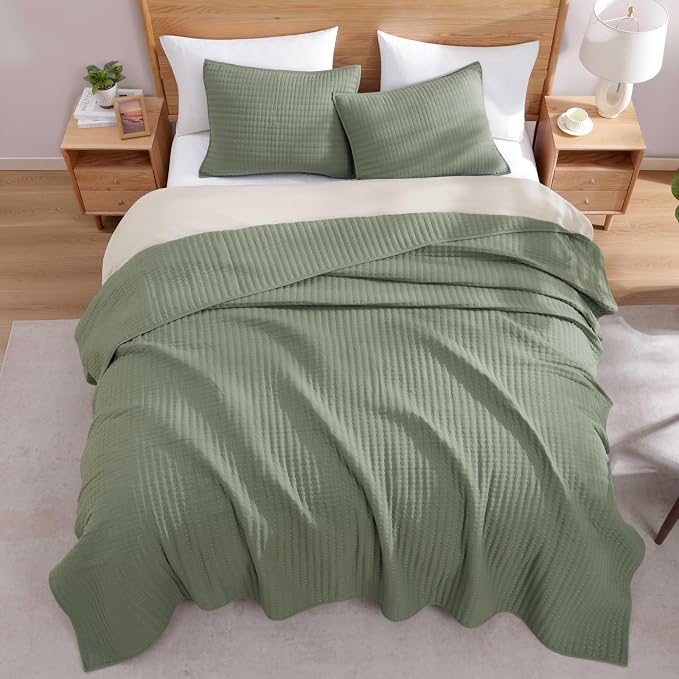 Twin Quilt-Lightweight Bedspreads Sage Green Twin Quilt Bedding Set | Soft Coverlet with Pillow Sham for All Seasons, Suitable for Bed & Couch, 2 Pieces, 66"x92"