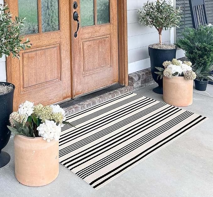 BUAGETUP Black and White Layered Doormat,27.5x43.3inch Striped Outdoor Rug Hand Woven Cotton Indoor Outdoor Rug for Porch Layered