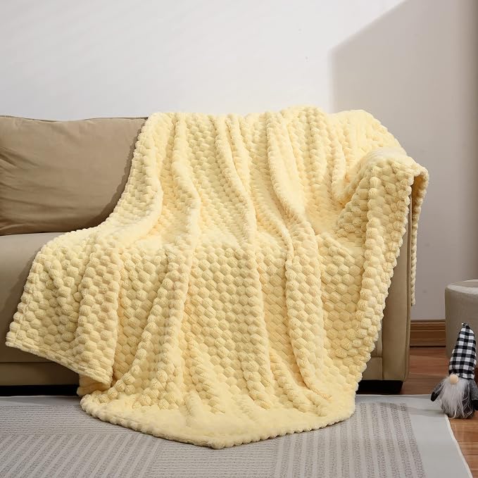 Excervent Hexagon Jacquard Throw Blanket for Bed, 60x80 Inch, Light Yellow | Big Decorative Fuzzy Flannel Fleece Throw Blanket for Sofa Bed Couch, Super Soft Cozy, Suitable for All Seasons