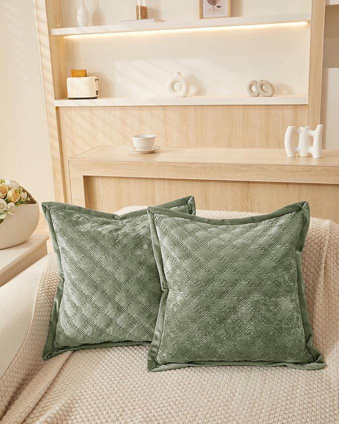 Throw Pillow Cover 18x18 1 Piece Velvet Square Pillowcase Soft Skin-Friendly Cross Process Decorative Farmhouse Cushion Covers for Couch Sofa Bedroom Living Room,Army Green
