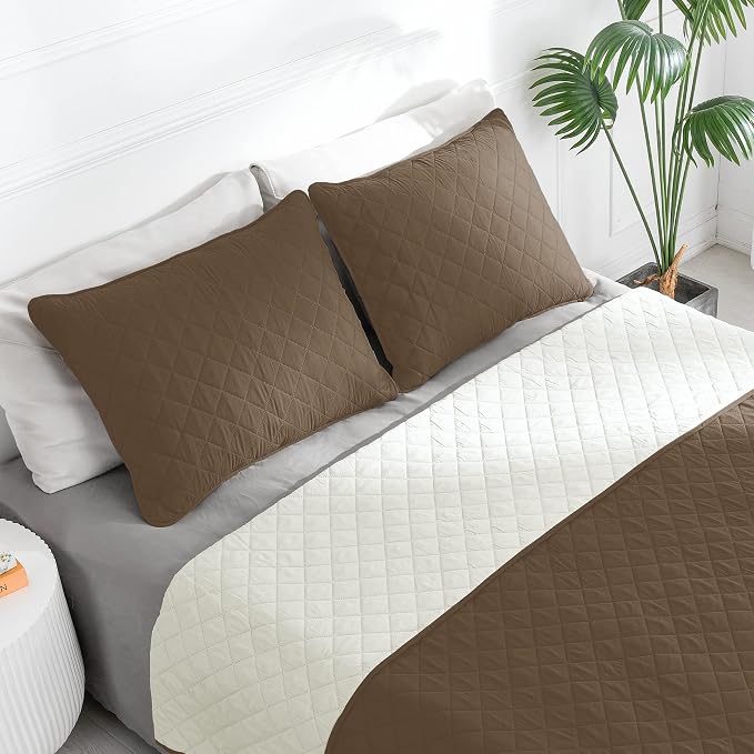 Easy-Going Reversible Quilt Set Full/Queen, Bedspread with 2 Shams | Camel/Ivory, Lightweight Bed Comforter, 1 Quilt + 2 Pillow Shams, All-Season Coverlets for Bedroom