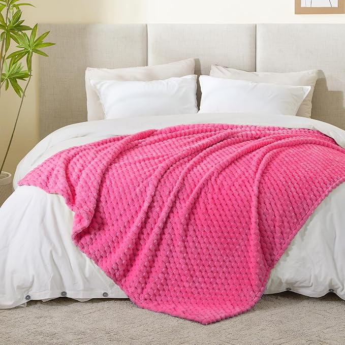 BEDELITE Hot Pink Throw Blanket for Couch, Soft Cozy Gifts for Women, 50*60 | 3D Jacquard Decorative Fleece Blanket, Super Soft Plush Throws, Cute Birthday Gift for Women & Men, Suitable for All Seasons