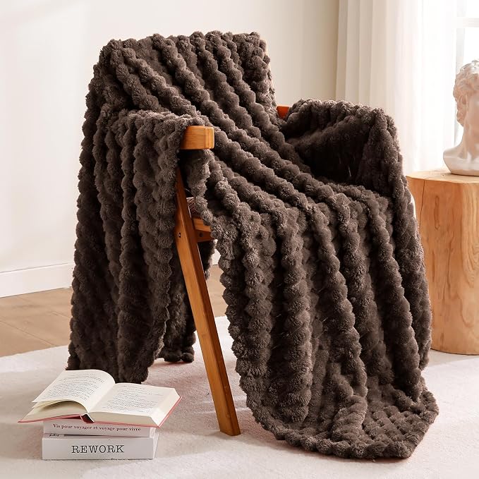 Excervent Big 3D Clouds Stylish Blanket for Bed, 50x70 Inches, Brown | Decorative Fuzzy Flannel Fleece Throw Blanket for Sofa Bed Couch, Super Soft Cozy, Suitable for All Seasons