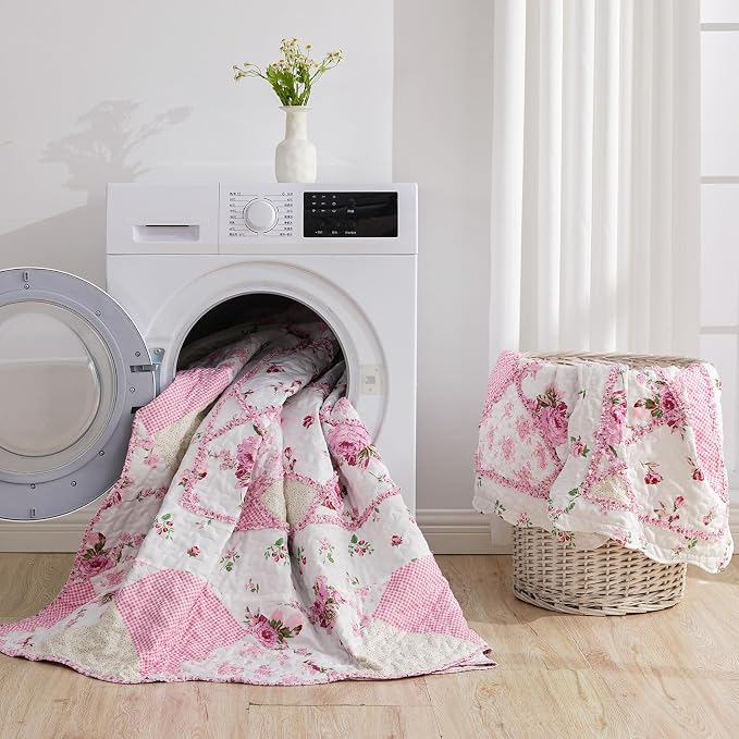 Oversized King Size Quilt Set 128x120 Pink Floral Patchwork Bedspreads Set | 3-Piece Extra Wide Super King Size Bedding Set Rversible Quilted Coverlet Lightweight Comforter Bed Cover with 2 Pillowcases