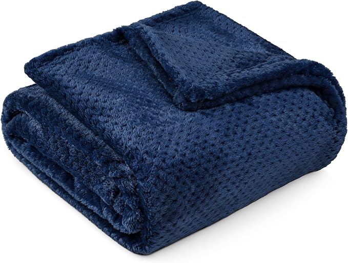 PAVILIA Navy Blue Fleece Throw Blanket for Couch Sofa Bed, Soft Fuzzy Waffle Jacquard Microfiber, Warm Lightweight Fade-Resistant Decorative All Season Throw, 50x60