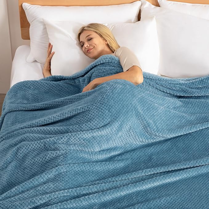 Exclusivo Mezcla Soft Waffle Fleece Bed Blanket Queen Size, Slate Blue | Lightweight Plush Blanket for Bed, Bedroom, Cozy Flannel with Waffle Texture, Stylish Home Decor, All Season, 90x90 Inches