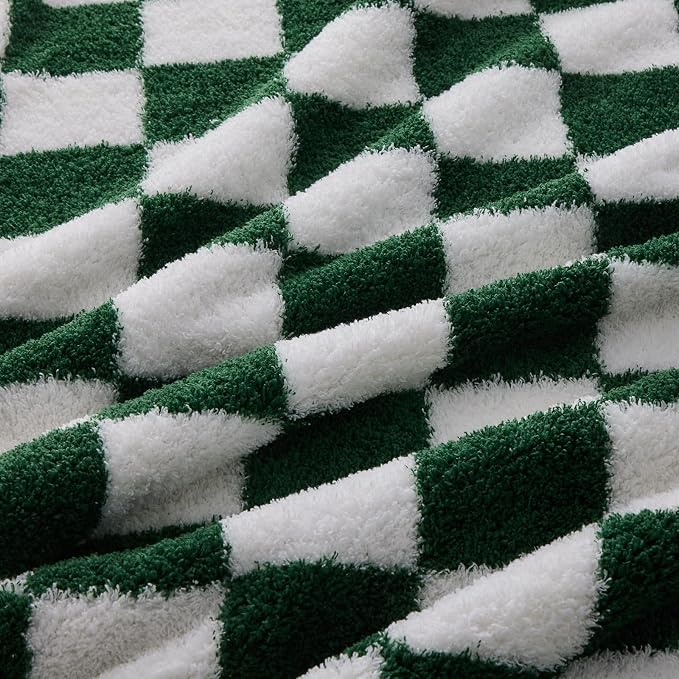 NEWCOSPLAY Knitted Throw Blanket for Couch Sofa Bed, Green White, 50"x60" | Super Soft Plush, Fuzzy Fluffy Microfiber, Lightweight Cozy Blanket for Room Decor, All Season Use, Dark Green White