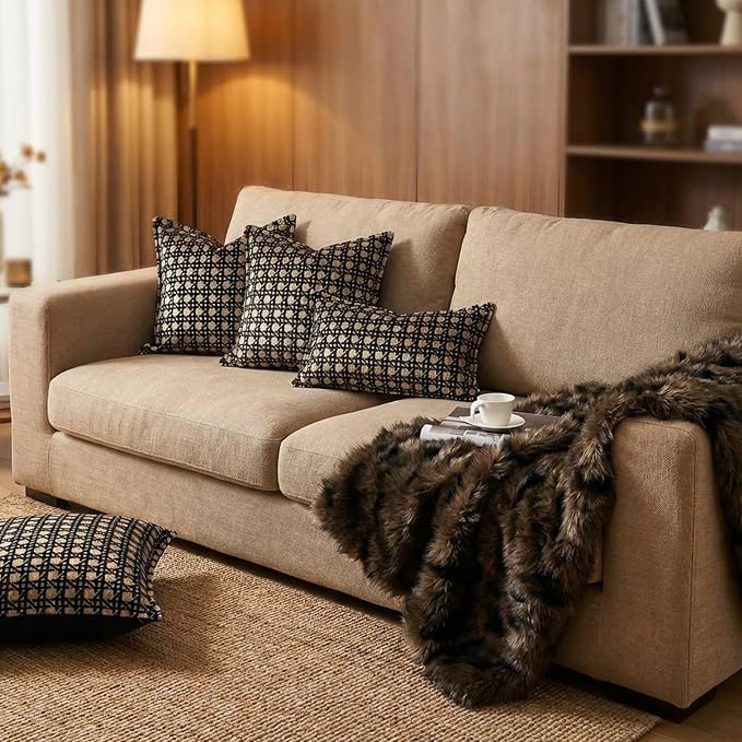 Throw Pillow Cushion Cover 20x20 inches, Luxury Velvet Decorative Pillows Cover, Geometric Rhombus Pattern Pillow Covers for Sofa Living Room