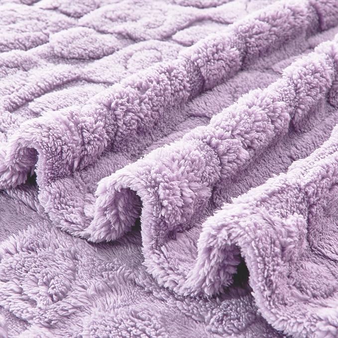 FY FIBER HOUSE Throw Blankets with Heart Checkered Blankets for Lover Mom Gifts Washable Lightweight Fuzzy Blanket for Couch Sofa Bed All Season Light Purple 50"x60"
